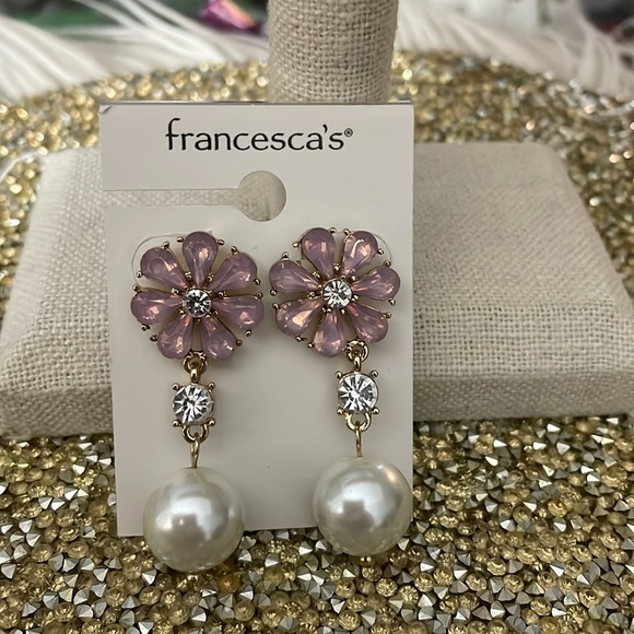 Pearl flower drop earrings NWT - Picture 1 of 2